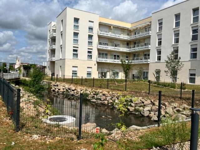Domitys L'Orangerie Aparthotel Sens Exterior photo